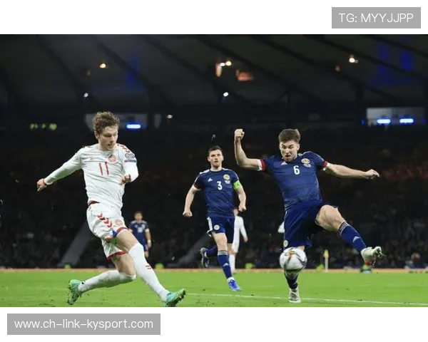 丹麦队在大赛中实力无法忽视，冲击头名，丹麦队阵型