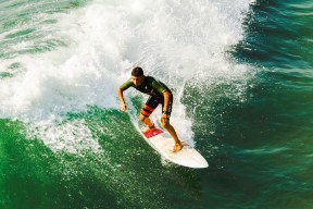 联赛阶段性总结出炉我队各项技术数据全面提升表现亮眼，联赛相关