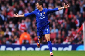 职业联赛标准化管理存在执行难题