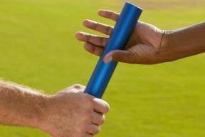 恩比德关键三分七六人继续刷新纪录，恩比德三分集锦