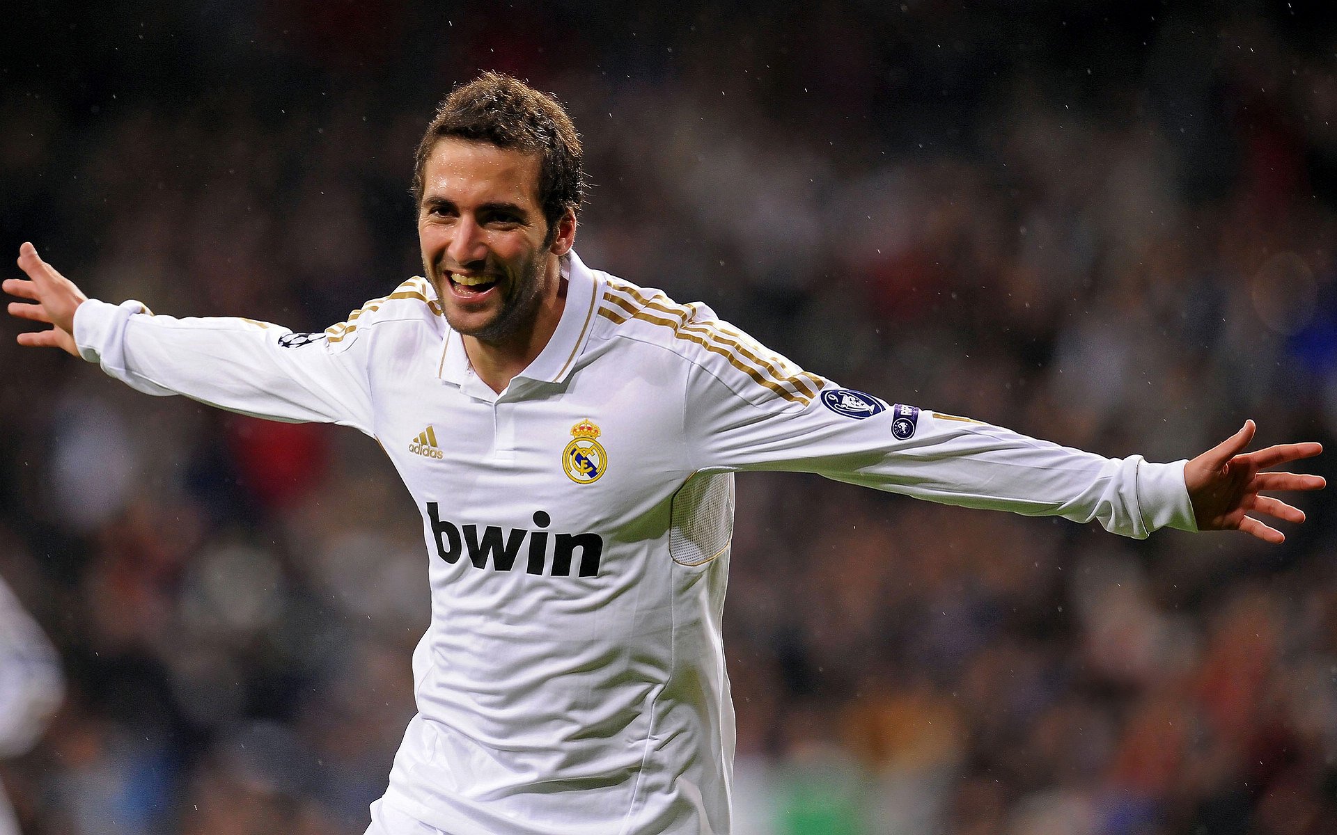 足球俱乐部梯队建设纳入年度评估体系，足球俱乐部价值评估排名连续八年第一的是